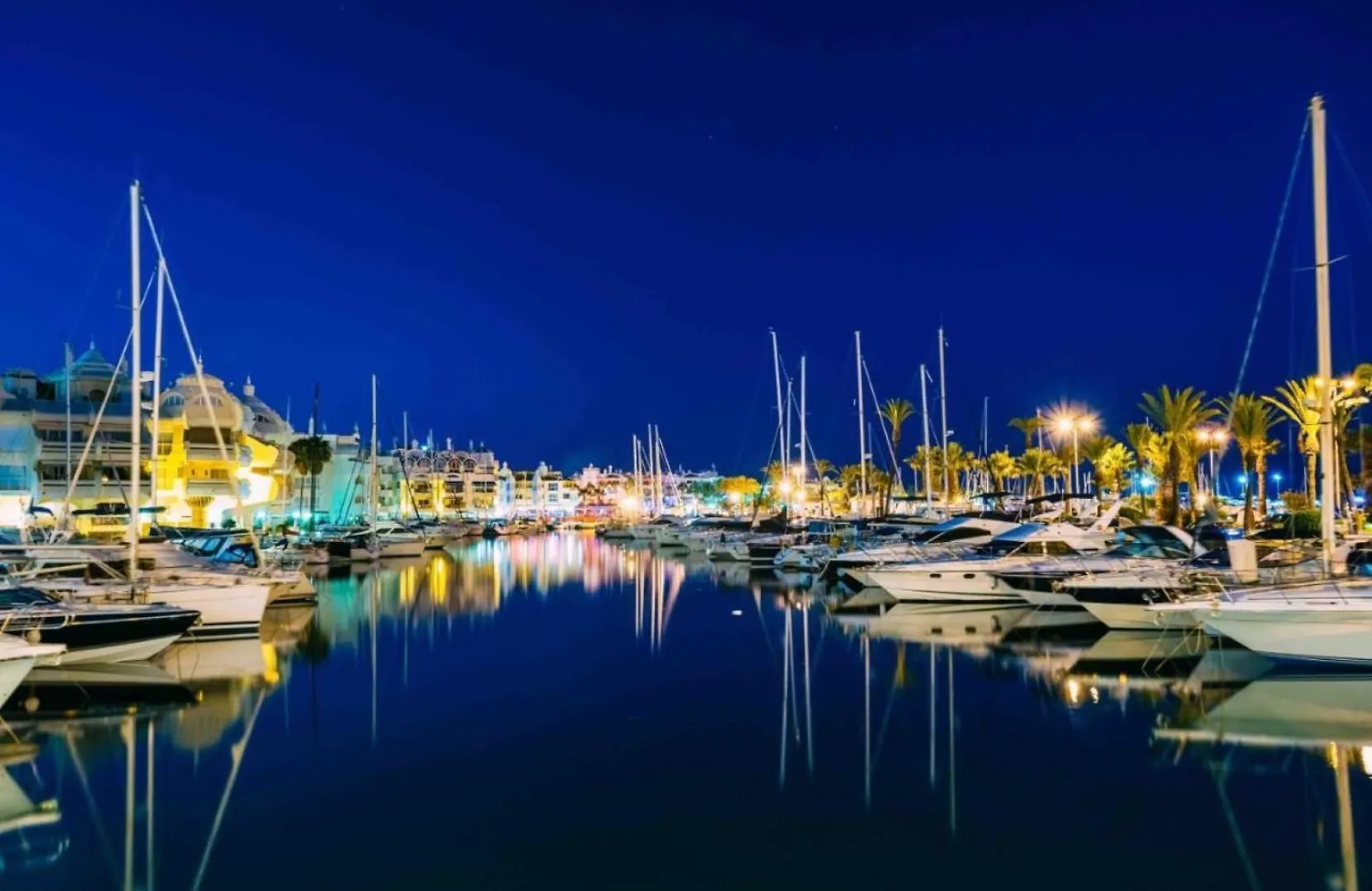The Charming Oasis! 2 Bedrooms - By Hellodomik Benalmádena Spanien